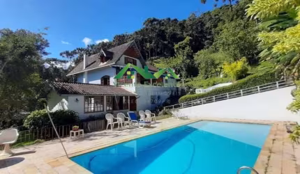 Casa para Venda em Nova Friburgo, Mury, 5 dormitórios, 2 suítes, 4 banheiros, 4 vagas