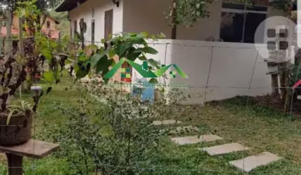 Sítio para Venda em Nova Friburgo, Colonial61, 2 dormitórios, 2 banheiros, 1 vaga