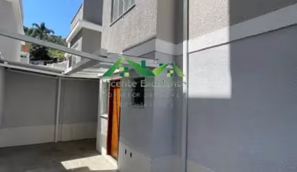 Casa em Condomínio para Venda em Nova Friburgo, Nova Suiça, 2 dormitórios, 1 suíte, 3 banheiros, 2 vagas