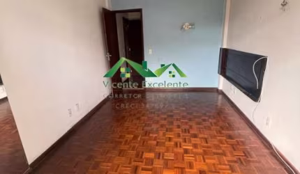 Apartamento para Venda em Nova Friburgo, Centro, 3 dormitórios, 1 suíte, 3 banheiros, 2 vagas