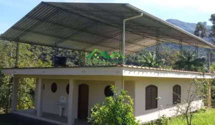 Sítio para Venda em Nova Friburgo, Lumiar, 3 dormitórios, 2 banheiros