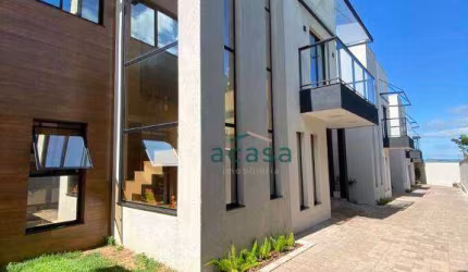 Sobrado com 1 suíte 2 dormitórios à venda, 139 m² por R$ 640.000