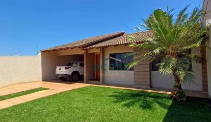 Casa térrea com 3 dormitórios à venda, 136 m² por R$ 1.200.000 - São Cristóvão - Cascavel/PR