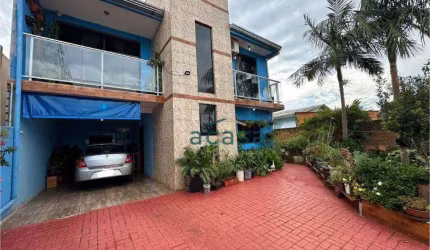 Sobrado com 3 dormitórios à venda, 207 m² por R$ 750.000,00 - Cascavel Velho - Cascavel/PR