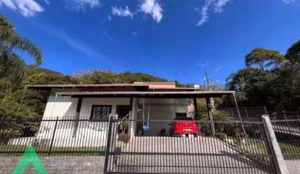 Casa com 4 quartos à venda no Velha Central, Blumenau , 150 m2 por R$ 950.000