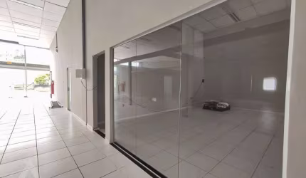 Sala comercial com 1 sala para alugar no Salto Weissbach, Blumenau , 120 m2 por R$ 3.450
