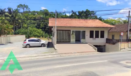 Casa com 6 quartos à venda no Itoupava Norte, Blumenau , 295 m2 por R$ 1.150.000