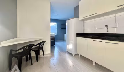 Apartamento com 1 quarto para alugar em Água Verde, Blumenau , 27 m2 por R$ 1.340