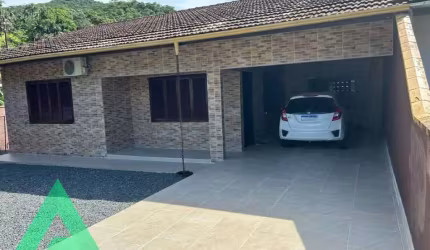 Casa com 2 quartos à venda no Progresso, Blumenau , 151 m2 por R$ 460.000