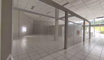 Sala comercial com 1 sala para alugar no Salto Weissbach, Blumenau , 120 m2 por R$ 3.200