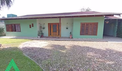 Casa com 3 quartos à venda na Bela Vista, Gaspar , 159 m2 por R$ 870.000