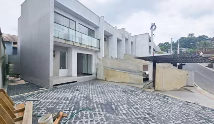 Casa com 3 quartos à venda na Escola Agrícola, Blumenau , 150 m2 por R$ 720.000
