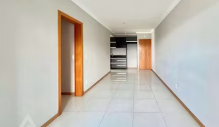 Apartamento com 3 quartos para alugar no Velha, Blumenau , 86 m2 por R$ 3.500