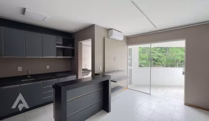 Apartamento com 2 quartos à venda na Vila Nova, Blumenau , 63 m2 por R$ 425.000