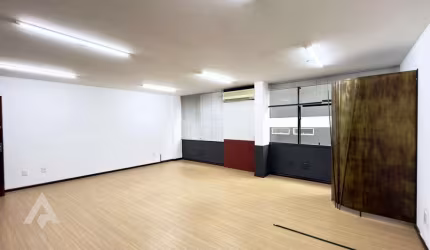 Ponto comercial à venda no Centro, Blumenau  por R$ 140.000