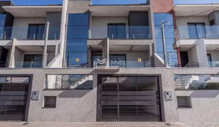Sobrado à venda em Cascavel, Canadá, com 3 quartos, com 200 m²