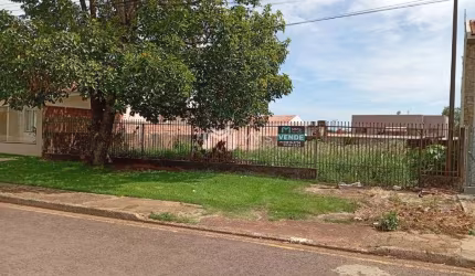 Terreno à venda em Cascavel, Coqueiral, com 403.5 m²