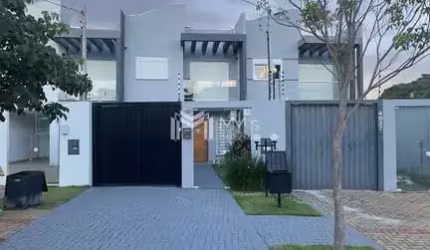 Sobrado à venda em Cascavel, Country, com 2 quartos, com undefined m²