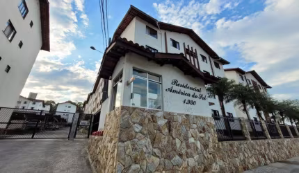 Apartamento com 2 quartos para alugar na Rua Marquês de Olinda, 1685, América, Joinville, 90 m2 por R$ 1.600