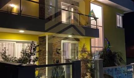 Casa para Venda em Barra Velha, Centro, 4 dormitórios, 2 suítes, 5 banheiros, 3 vagas