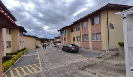 Casa para Venda em Curitiba, Pinheirinho, 2 dormitórios, 1 banheiro, 1 vaga