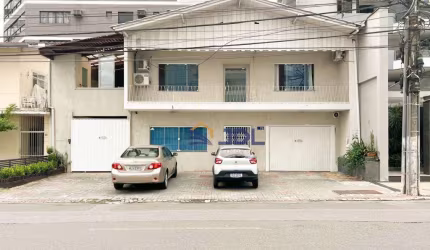 Casa comercial na Ponta Aguda!!!