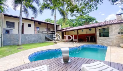 Casa com 2 dormitórios à venda, 195 m² por R$ 890.000,00 - Água Verde - Blumenau/SC