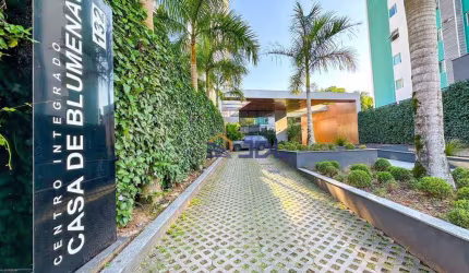 Sala à venda, 95 m² por R$ 750.000,00 - Garcia - Blumenau/SC