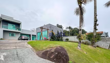 Casa com 3 dormitórios à venda, 174 m² por R$ 1.100.000,00 - Ponta Aguda - Blumenau/SC