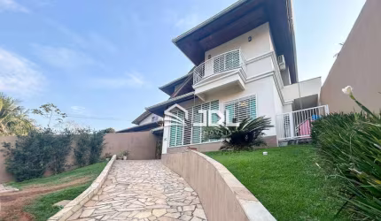 Casa com 3 dormitórios à venda, 188 m² por R$ 930.000,00 - Velha - Blumenau/SC