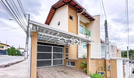 Casa com 2 suites à venda, 91 m² por R$ 490.000 - Velha - Blumenau/SC