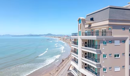 Apartamento com 3 dormitórios à venda, 140 m² por R$ 2.200.000,00 - Centro - Navegantes/SC