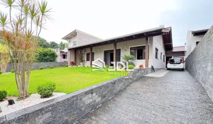 Casa com 3 dormitórios à venda, 200 m² por R$ 699.000,00 - Salto do Norte - Blumenau/SC