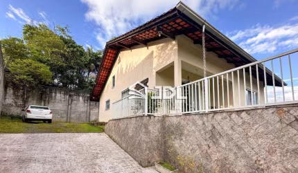 CASA COM 3 QUARTOS (1 SUÍTE) NO SALTO DO NORTE