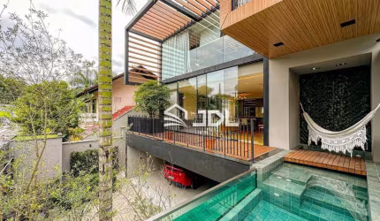 CASA 3 SUITES EM LOTEAMENTO COM SEGURANÇA - BLUMENAU/SC