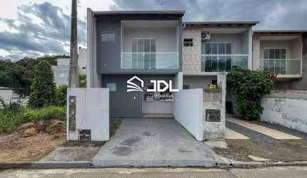 Sobrado à venda no bairro Itoupavazinha