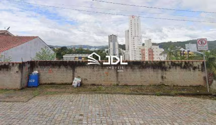 Terreno à venda no bairro Vila Nova