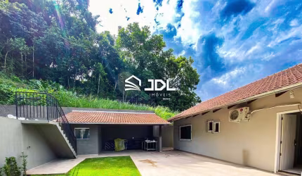 Casa com 3 quartos à venda na Rua Ursa Maior, Escola Agrícola, Blumenau, 187 m2 por R$ 820.000