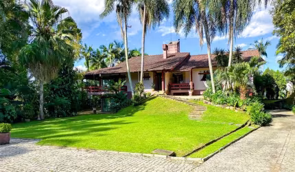 Casa com 5 dormitórios à venda, 700 m² por R$ 2.190.000,00 - Itoupava Norte - Blumenau/SC