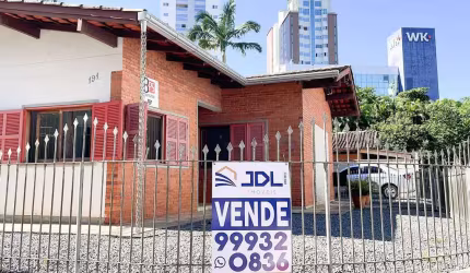 Casa à venda por R$ 899.000,00 - Vila Nova - Blumenau/SC