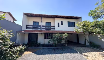 Excelente Casa Residencial/Comercial