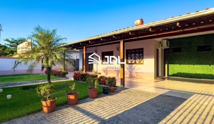 Casa à venda no bairro Itoupavazinha