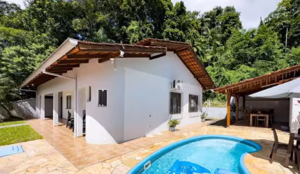 Casa com 3 dormitórios à venda, 234 m² por R$ 970.000,00 - Fortaleza - Blumenau/SC