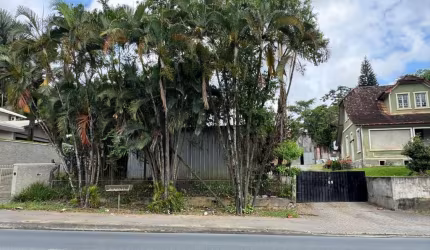 Excelente terreno Industrial em Blumenau com fácil acesso a BR 470 e ao centro da cidade!