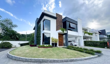 Casa à venda, 300 m² por R$ 2.100.000,00 - Itoupava Central - Blumenau/SC