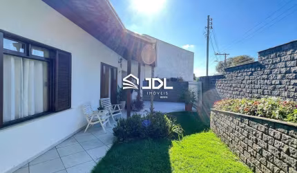 Excelente casa a apenas 1,5km da Vila Germânica!