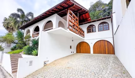 Casa com 4 dormitórios à venda, 432 m² por R$ 2.400.000,00 - Velha - Blumenau/SC