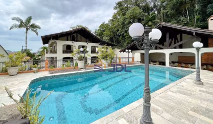 Casa à venda, 605 m² por R$ 3.699.000,00 - Velha - Blumenau/SC