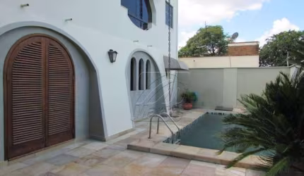 Casa com 3 dormitórios à venda, 300 m² por R$ 850.000,00 - Parque Santa Cecília - Piracicaba/SP