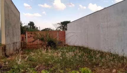 Terreno à venda medindo 202,74m² no Loteamento Campos do Conde em Piracicaba/SP